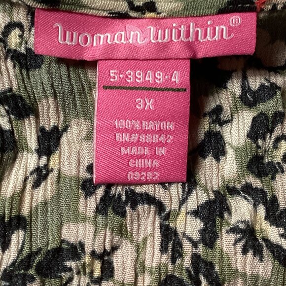 Woman Within: Sleeveless Smocked Camo Dress, Ruching For Comfort, Size 3X - Picture 4 of 9